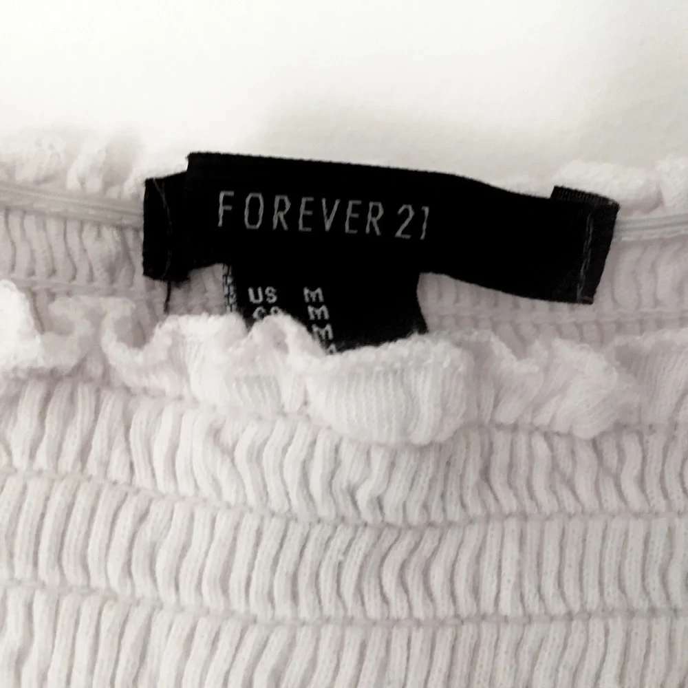 Adorable Forever 21 White Top - Picture 3 of 4